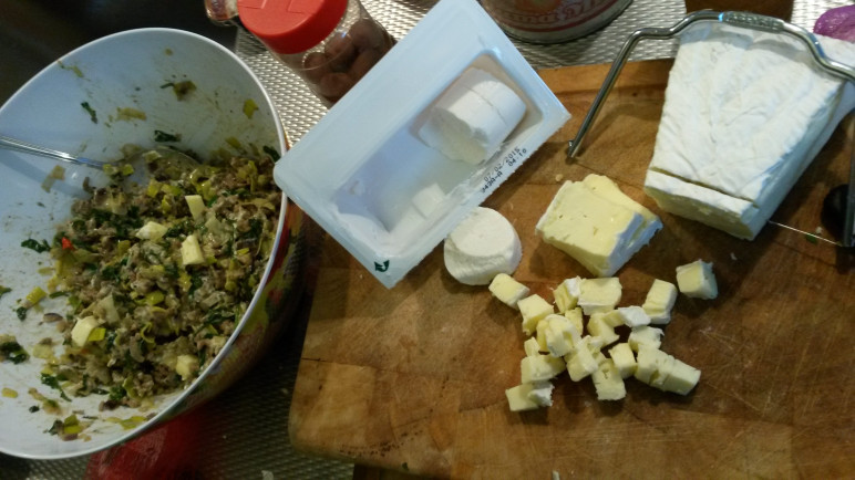voorbereidingen gehakt prei quiche